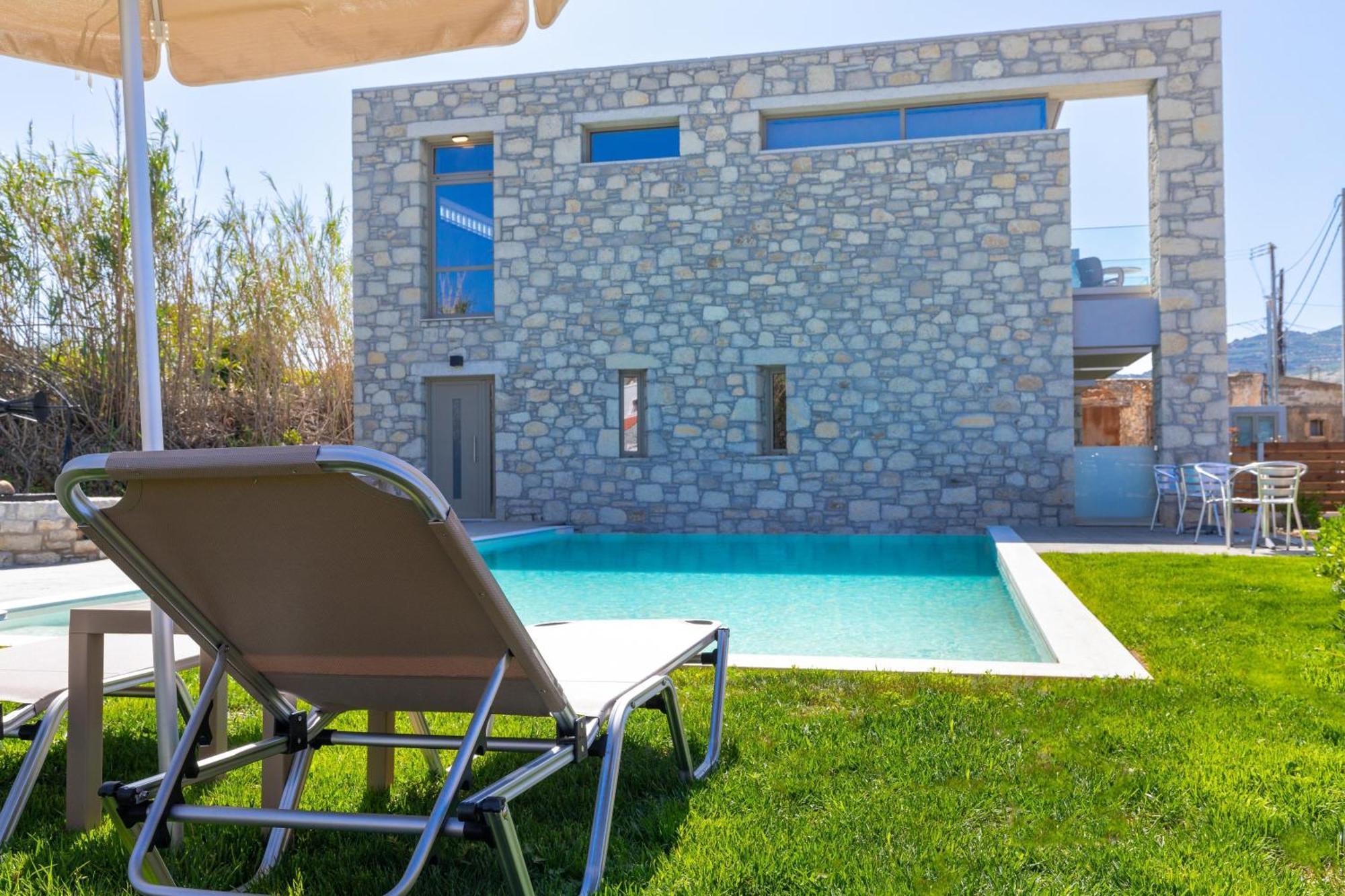 Achatis Apartments With Sea View Kolymbari Exterior foto